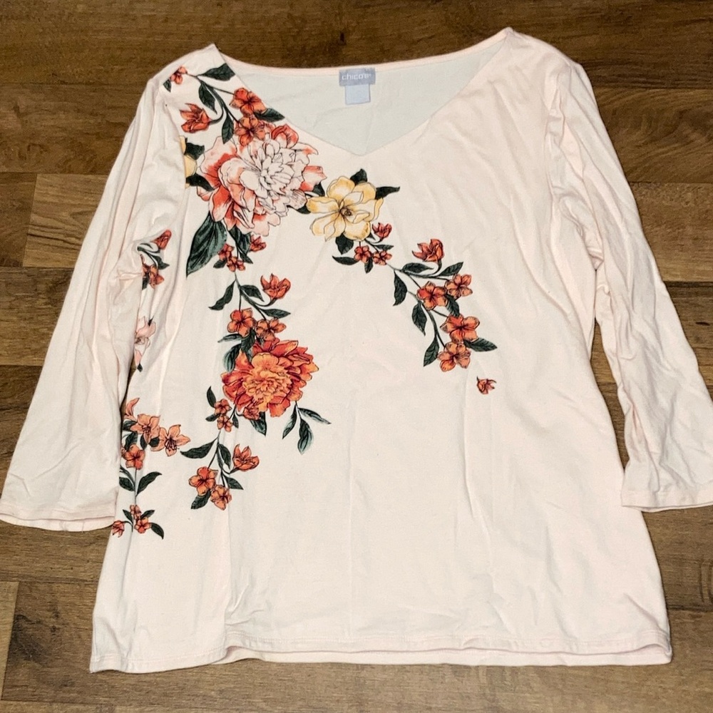 Chicos Floral V-Neck Women's Top 1 or 8